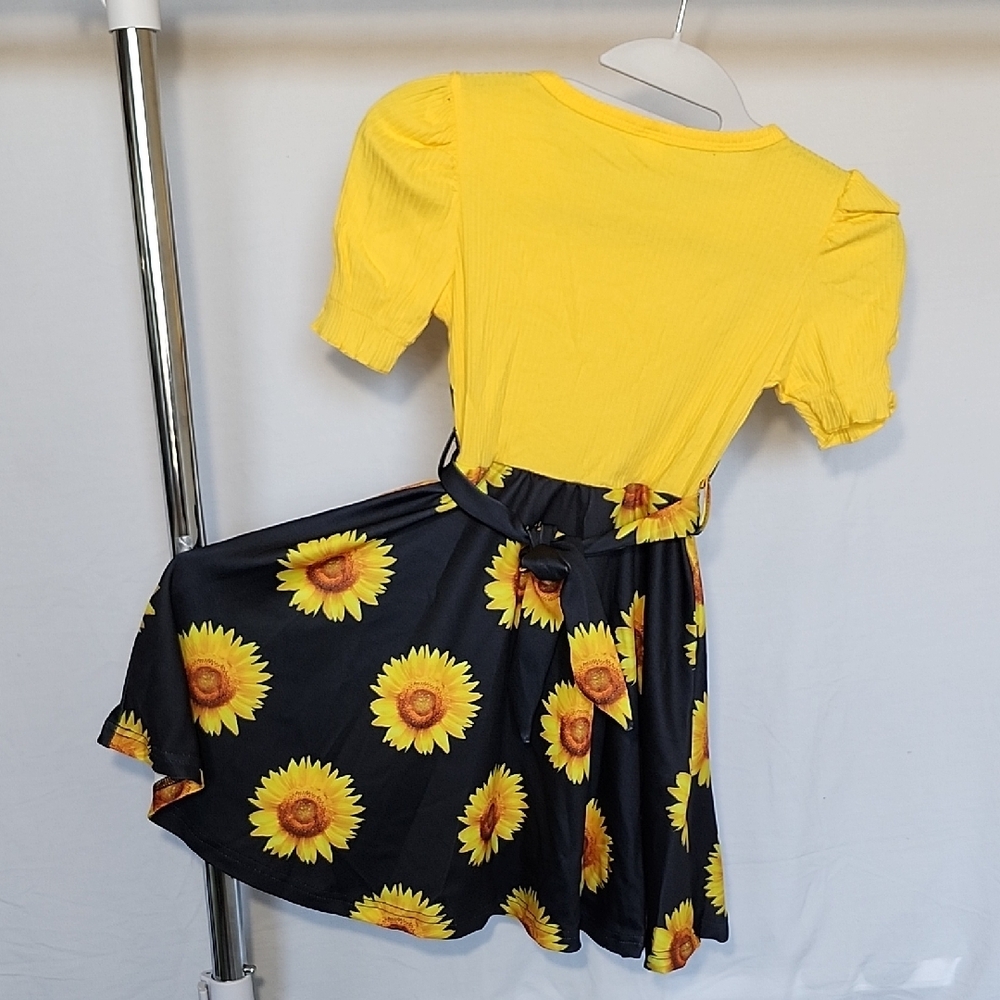 SHEIN Yellow and Black Sunflower Dress - Picture 7 of 7